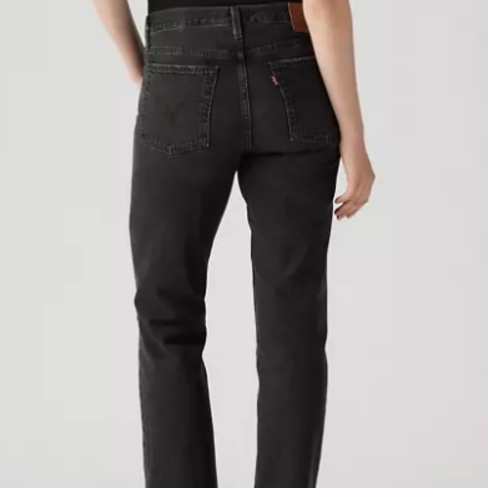 Levis Premium Wedgie Straight Jeans Womens Black Denim Button Fly Size 32x28 - Picture 2 of 9